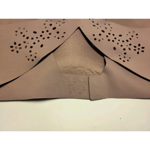 Victoria's Secret Victoria Sport Angel Max Bra Tan Cutout Floral Women Size 32C - Picture 11 of 16